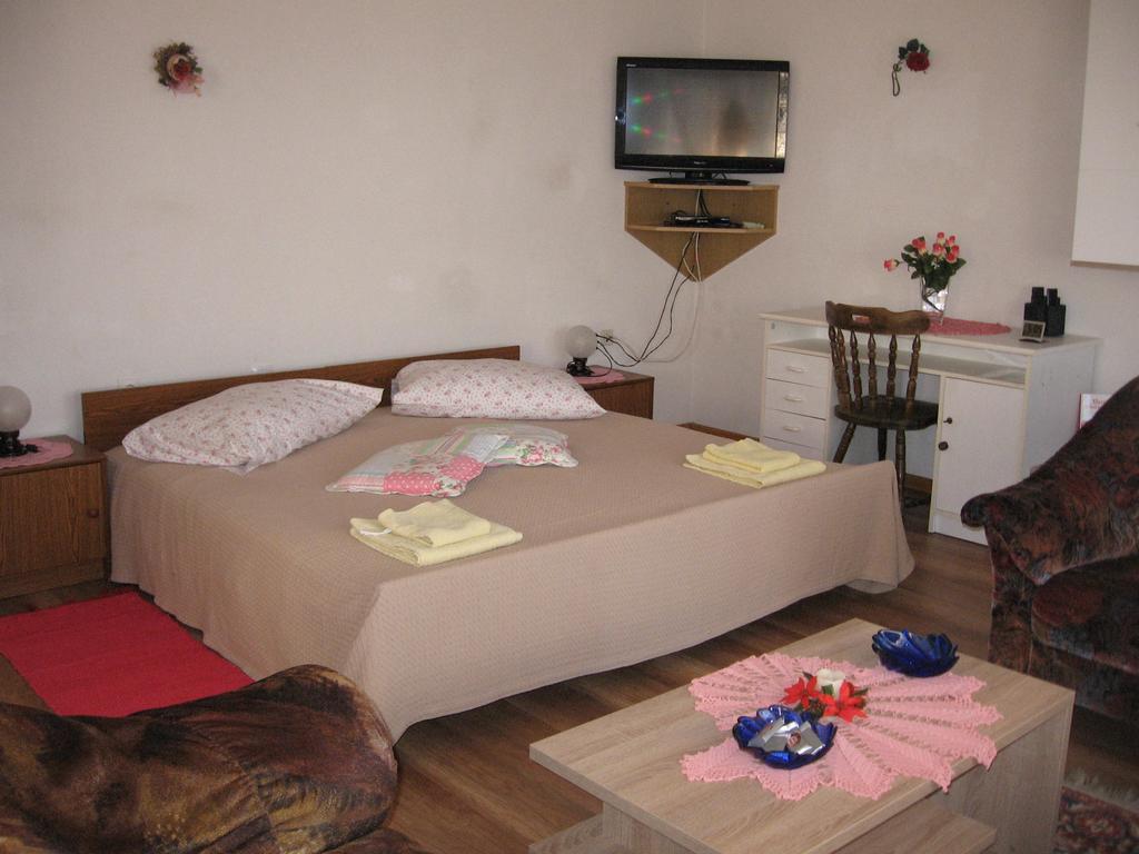Apartments Adelita Porec Bagian luar foto