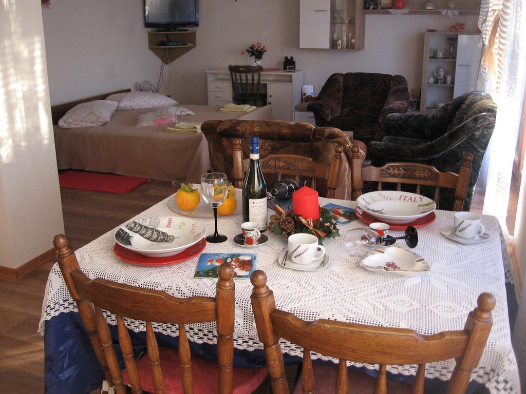 Apartments Adelita Porec Bagian luar foto
