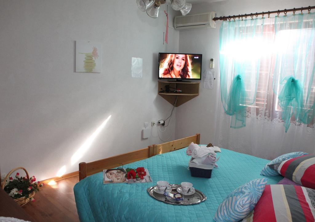 Apartments Adelita Porec Bagian luar foto